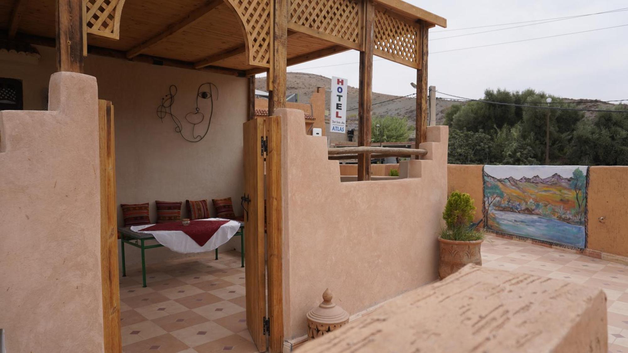 Riad Saida Atlas لالا تاكركوست المظهر الخارجي الصورة